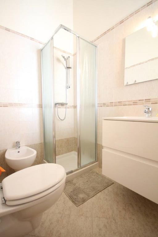 Apartmán Le Tre Rose Di Mary Avola Exteriér fotografie