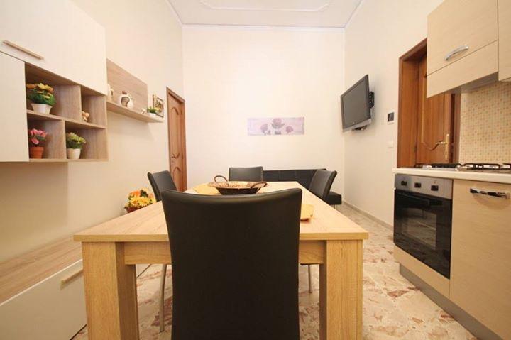 Apartmán Le Tre Rose Di Mary Avola Exteriér fotografie